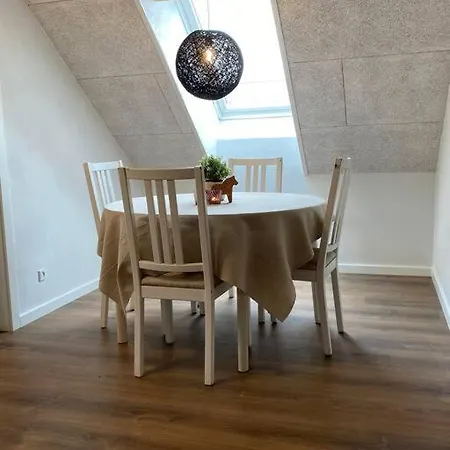 2 Vaerelses - 1 Apartamento