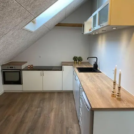 2 Vaerelses - 1 Apartamento